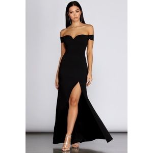 WINDSOR - Black Velvet Long Dress